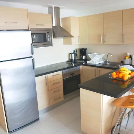 2-bedroom 4-star In Los Christianos *
