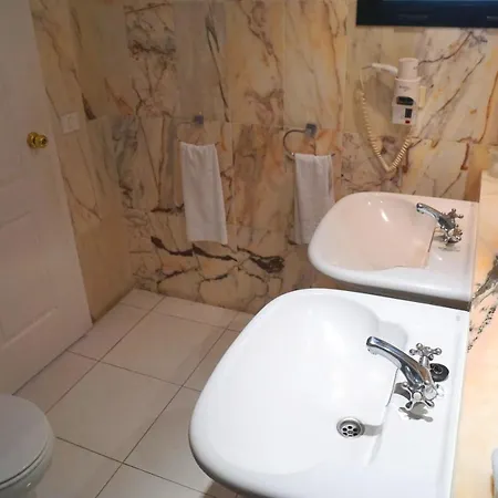 2-bedroom 4-star In Los Christianos *