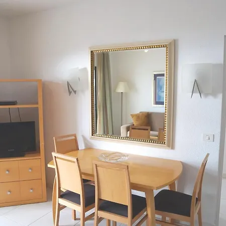 2-bedroom 4-star In Los Christianos Apartment *