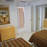 Daire 2-bedroom 4-star In Christianos