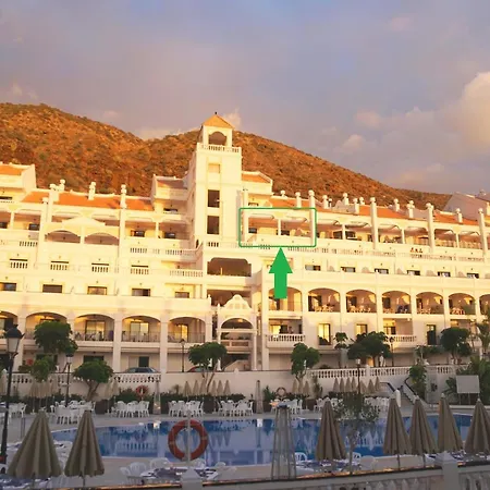 Daire 2-bedroom 4-star In Christianos