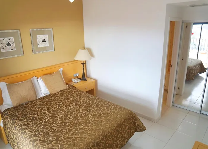 2-bedroom 4-star In Christianos Apartmán Los Cristianos (Tenerife)