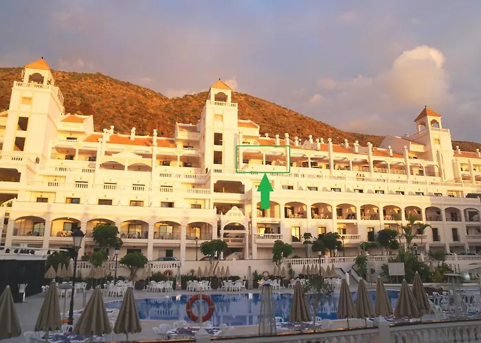 Daire 2-bedroom 4-star In Christianos