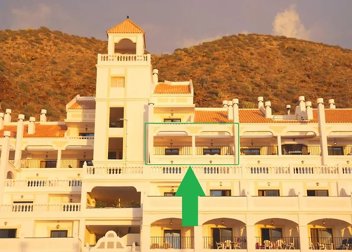 2-bedroom 4-star In Christianos Los Cristianos (Tenerife)