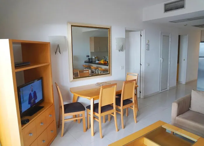 Daire 2-bedroom 4-star In Christianos Los Cristianos (Tenerife)